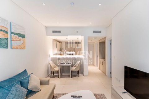 Palm Jumeirah, Dubai, UAE의 아파트 침실 1개, 59.46제곱미터 번호 768226