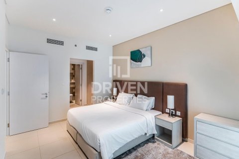 Apartment til leje i Palm Jumeirah, Dubai, UAE 1 soveværelse, 59.46 kvm № 768226 - foto 2