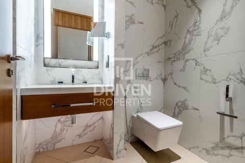 Appartement te huur in Downtown Dubai (Downtown Burj Dubai), Dubai, VAE 3 slaapkamers, 145.3 vr.m., nr 768087 - foto 17