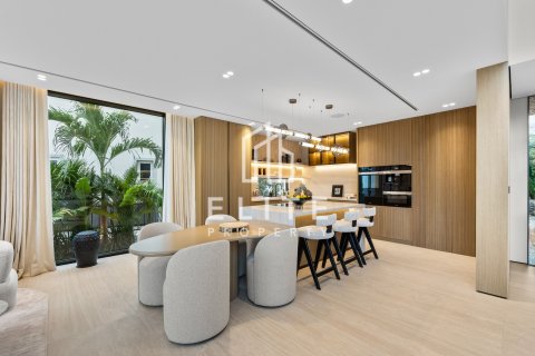 Vila u Dubai, UAE 5 spavaćih soba Br. 681840 - fotografija 17