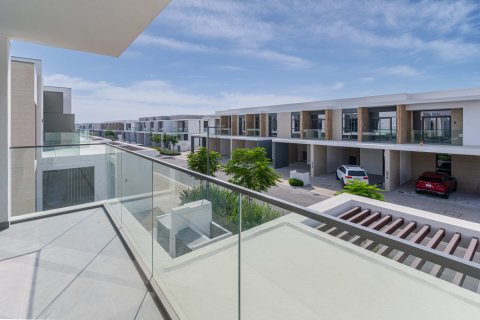 Stadthaus zur Miete in Arabian Ranches 3, Dubai, VAE 4 Schlafzimmer, 252 m2 Nr. 715666 - Foto 16