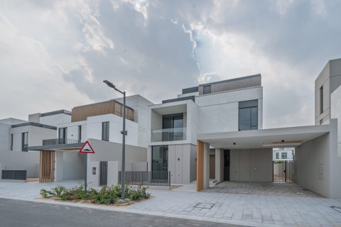 Villa te huur in Arabian Ranches 3, Dubai, VAE 4 slaapkamers, 448 vr.m., nr 715667 - foto 14
