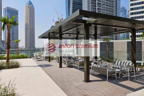 Apartmen di Business Bay, Dubai, UAE 1 bilik, 38 meter persegi № 757891 - foto 12