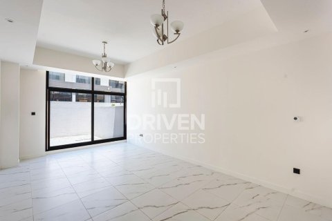 Ridamaja asukohaga Mohammed Bin Rashid City, Dubai, AÜE: 4 magamistoaga, 187.2 m² Nr 755883