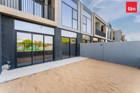 Dubai, BAE’de satılık villa 3 yatak odası, 168 m&sup2; No 764073 - fotoğraf 22