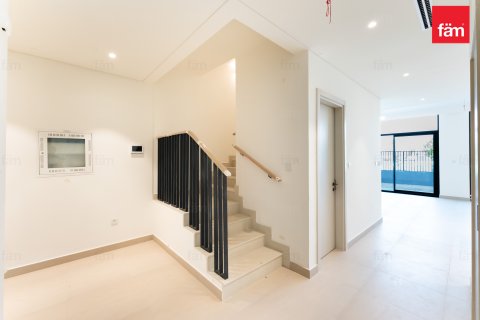 Dubai, BAE’de satılık villa 3 yatak odası, 168 m&sup2; No 764073 - fotoğraf 24