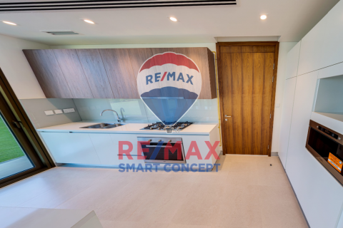 Villa in Abu Dhabi, UAE 4 bedrooms, 337 sq.m. № 477351 - photo 6