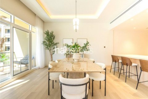 Apartamento en venta en Greens, Dubai, EAU 3 dormitorios, 192 m2 № 625174 - foto 15