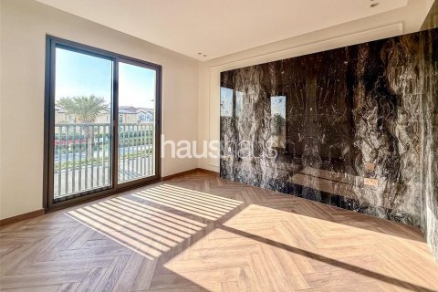 Adosado en venta en Jumeirah Golf Estates, Dubai, EAU 3 dormitorios, 204 m2 № 625173 - foto 5