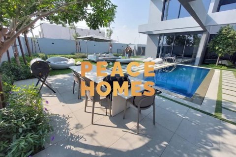 Townhouse in Tilal City, Sharjah, UAE 3 bedrooms, 218 sq.m. № 404049 - photo 17