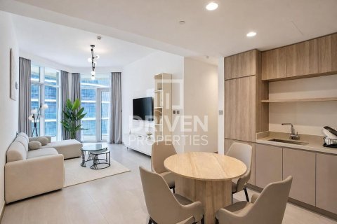 Apartment in Business Bay, Dubai, UAE 2 bedrooms, 102.29 sq.m. № 765696