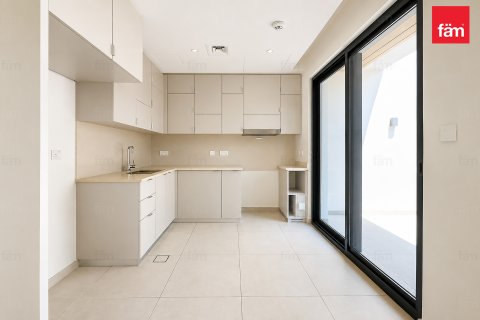Vila u Dubai, UAE 3 spavaćih soba, 125.1 m2 Br. 738574 - fotografija 3