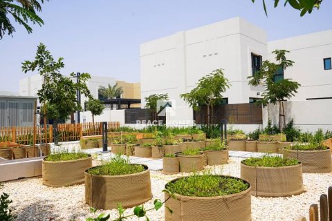 Müüa villa asukohaga Al Rahmaniya, Sharjah, AÜE: 3 magamistoaga, 212 m² Nr 396093 - pilt 17