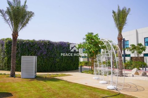 Müüa villa asukohaga Al Rahmaniya, Sharjah, AÜE: 3 magamistoaga, 212 m² Nr 396093 - pilt 10