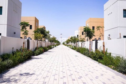 Müüa villa asukohaga Al Rahmaniya, Sharjah, AÜE: 3 magamistoaga, 212 m² Nr 396093 - pilt 15