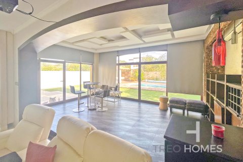 Vila v Jumeirah Park, Dubai, SAE 4 ložnice, 402.73 m² Č.: 733455 - fotografie 11