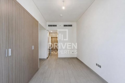 Lägenhet till försäljning i Meydan, Dubai, UAE 1 rum, 30.29 kvm Nr. 761898 - fotografi 3