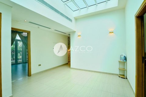Villa Jumeirah Park, Dubaijā, AAE 4 istabas, 631.1 m2 Nr. 623762 - attēls 14