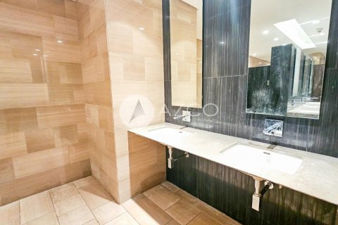Снять в аренду офис в Bur Dubai, Дубай, ОАЭ 65.7м2, № 623761 - фото 17