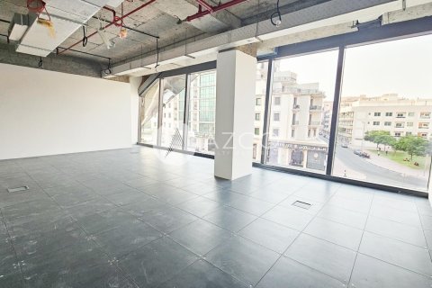 Снять в аренду офис в Bur Dubai, Дубай, ОАЭ 65.7м2, № 623761 - фото 2