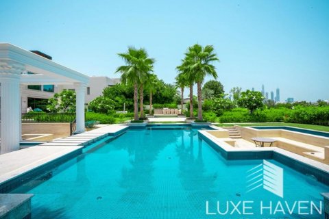 Villa zur Miete in Emirates Hills, Dubai, VAE 8 Schlafzimmer, 3251.61 m2 Nr. 413958 - Foto 14