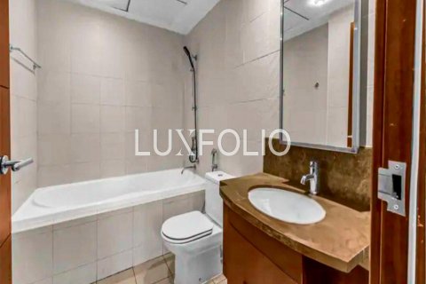 Apartemen di Downtown Dubai (Downtown Burj Dubai), Dubai, UEA 1 kamar tidur, 77 m2 nomor 628248 - foto 9