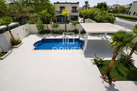 Villa sa Jumeirah Park, Dubai, UAE 4 silid-tulugan, 781.59 sq.m. № 765625 - larawan 25