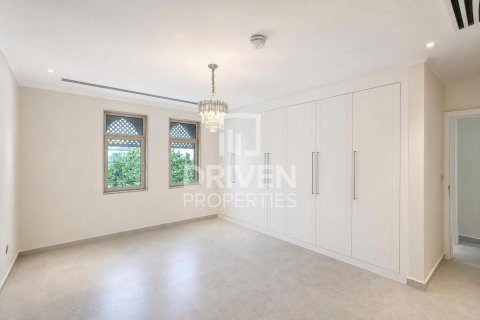 Villa sa Jumeirah Park, Dubai, UAE 4 silid-tulugan, 781.59 sq.m. № 765625 - larawan 7