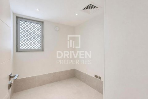 Villa sa Jumeirah Park, Dubai, UAE 4 silid-tulugan, 781.59 sq.m. № 765625 - larawan 17
