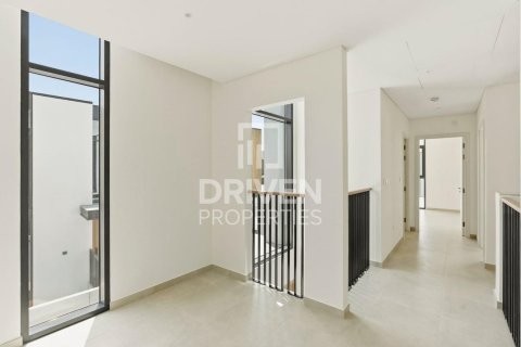 Kaupunkipientalo Mudon, Dubai, Arabiemiraatit 4 makuuhuonetta, 259.48 m2 № 768469 - kuva 20