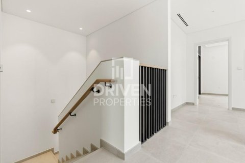 Kaupunkipientalo Mudon, Dubai, Arabiemiraatit 4 makuuhuonetta, 259.48 m2 № 768469 - kuva 18