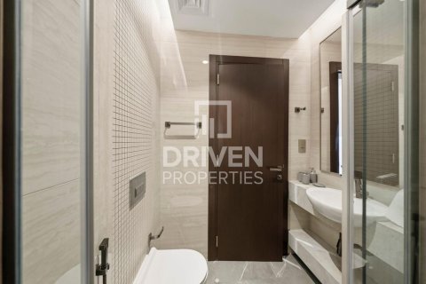 Business Bay, Dubai, UAE의 임대용 아파트 침실 2개, 122.54제곱미터 번호 768467 - 사진 19