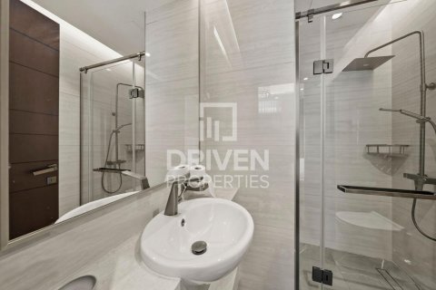 Business Bay, Dubai, UAE의 임대용 아파트 침실 2개, 122.54제곱미터 번호 768467 - 사진 20