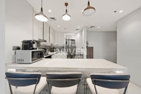 Business Bay, Dubai, UAE의 임대용 아파트 침실 2개, 122.54제곱미터 번호 768467 - 사진 16