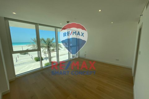 Rijtjeshuis te huur in Saadiyat Island, Abu Dhabi, VAE 2 slaapkamers, 300.1 vr.m., nr 454059 - foto 14