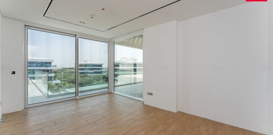 Apartmán v Al Barari, Dubai, SAE 3 spálne, 577 m2 č. 740537