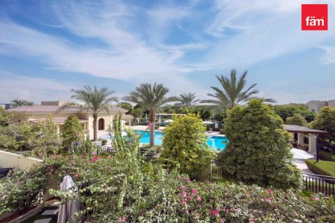 Rumah bandar di Dubai, UAE 3 bilik tidur, 160.6 meter persegi № 740539 - foto 21