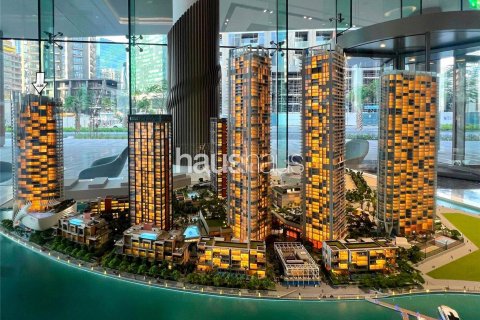 Apartemen di JUMEIRAH LIVING BUSINESS BAY di Business Bay, Dubai, UEA 3 kamar tidur, 280 m2 nomor 625465 - foto 13