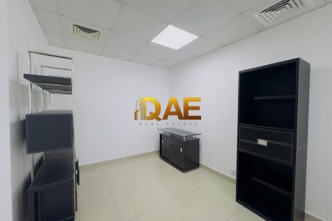 Zyrë në Jumeirah Lake Towers, Dubai, Emiratet e Bashkuara Arabe 107 m2. № 551121 - Foto 10