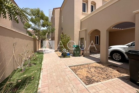 Villa in Serena, Dubai, UAE 3 bedrooms, 275.6 sq.m. № 740688 - photo 17