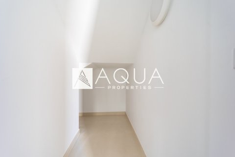 Villa in Serena, Dubai, UAE 3 bedrooms, 275.6 sq.m. № 740688 - photo 5