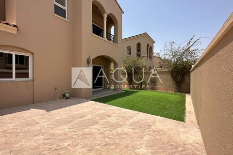 Villa in Serena, Dubai, UAE 3 bedrooms, 275.6 sq.m. № 740688 - photo 16