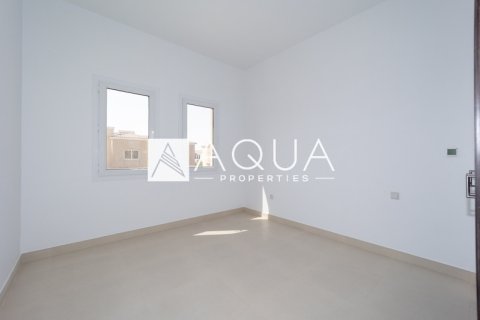 Villa in Serena, Dubai, UAE 3 bedrooms, 275.6 sq.m. № 740688 - photo 8