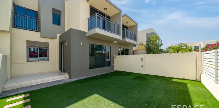 Villa in Dubai Hills Estate, Dubai, VAE 3 slaapkamers, 207 vr.m. nr 737815