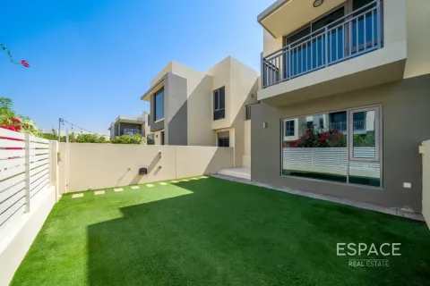 Villa te koop in Dubai Hills Estate, Dubai, VAE 3 slaapkamers, 207 vr.m., nr 737815 - foto 18