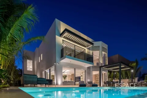Villa in Palm Jumeirah, Dubai, VAE 5 slaapkamers, 511 vr.m. nr 737840