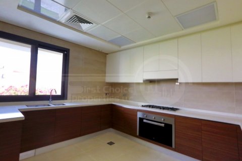 Villa in vendita a Yas Island, Abu Dhabi, EAU 4 camere da letto, 441.3 mq. № 407086 - foto 6