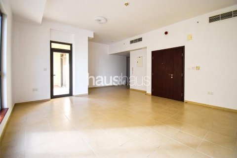 Apartemen di Jumeirah Beach Residence, Dubai, UEA 2 kamar tidur, 119 m2 nomor 627211 - foto 3