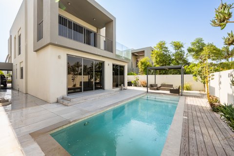 Vilë në Dubai Hills Estate, Emiratet e Bashkuara Arabe 4 dhoma gjumi, 425.42 m2. № 748426