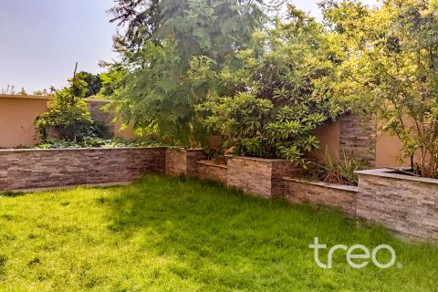 Řadový dům v Serena, Dubai, SAE 3 ložnice, 254.83 m² Č.: 733718 - fotografie 14
